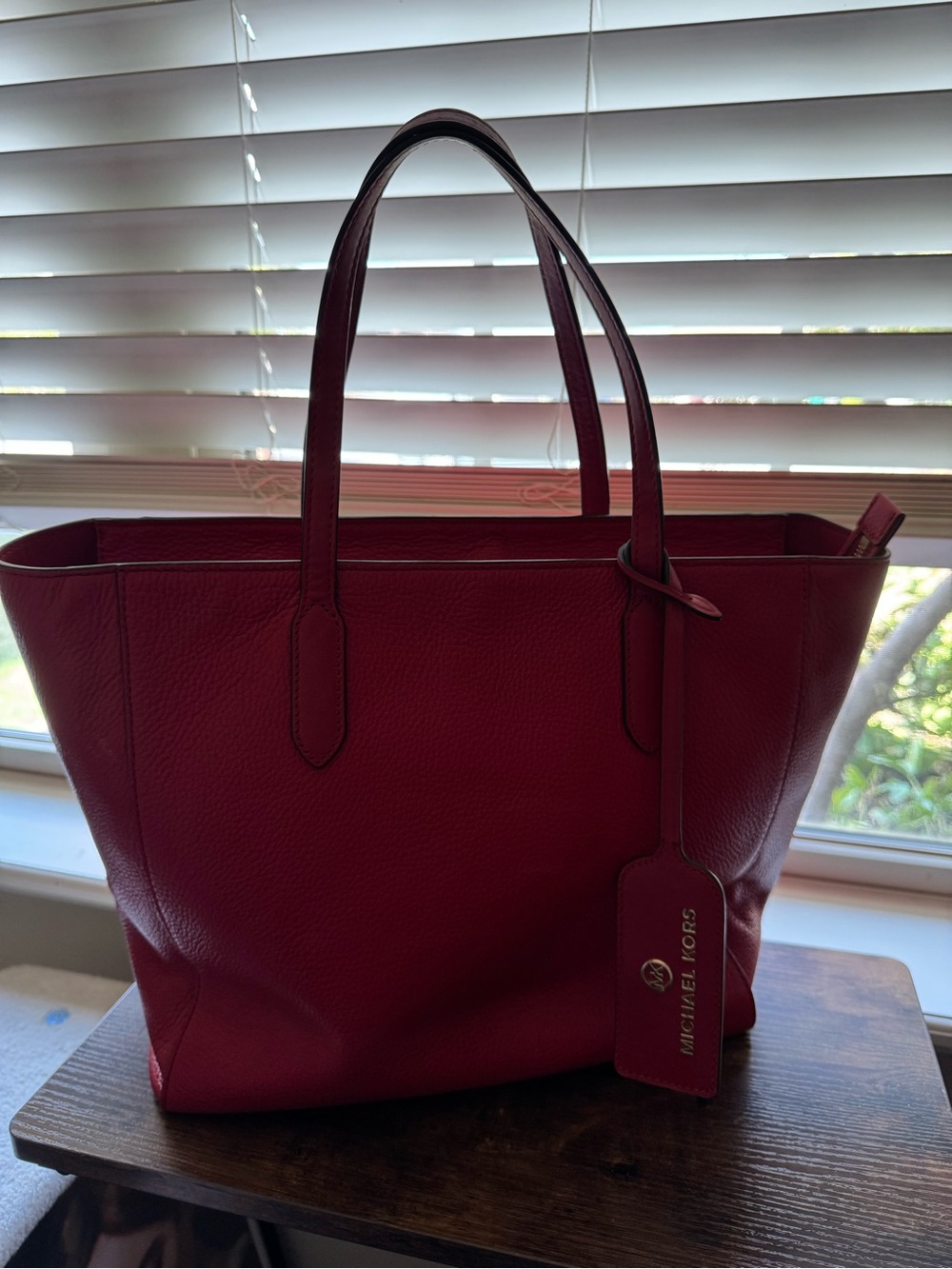 NWT MICHAEL Michael Kors Sinclair Large EW Grab Tote Leather Crimson Red